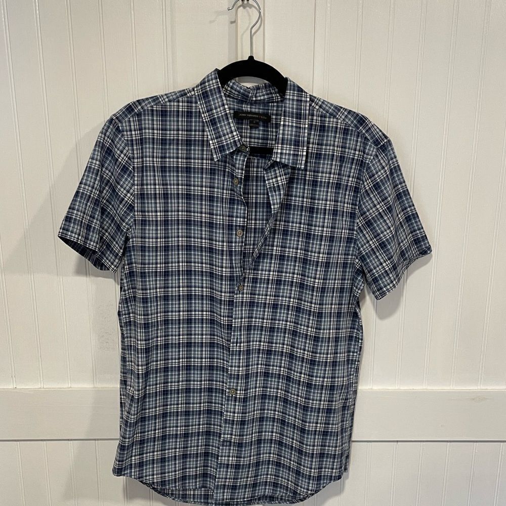 JOHN VARVATOS USA men’s shirt size S.